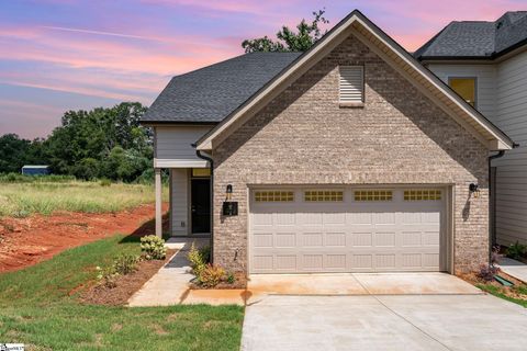 Photo of 422 Palazzo Place, Greer, SC 29650 (MLS # 1584230)