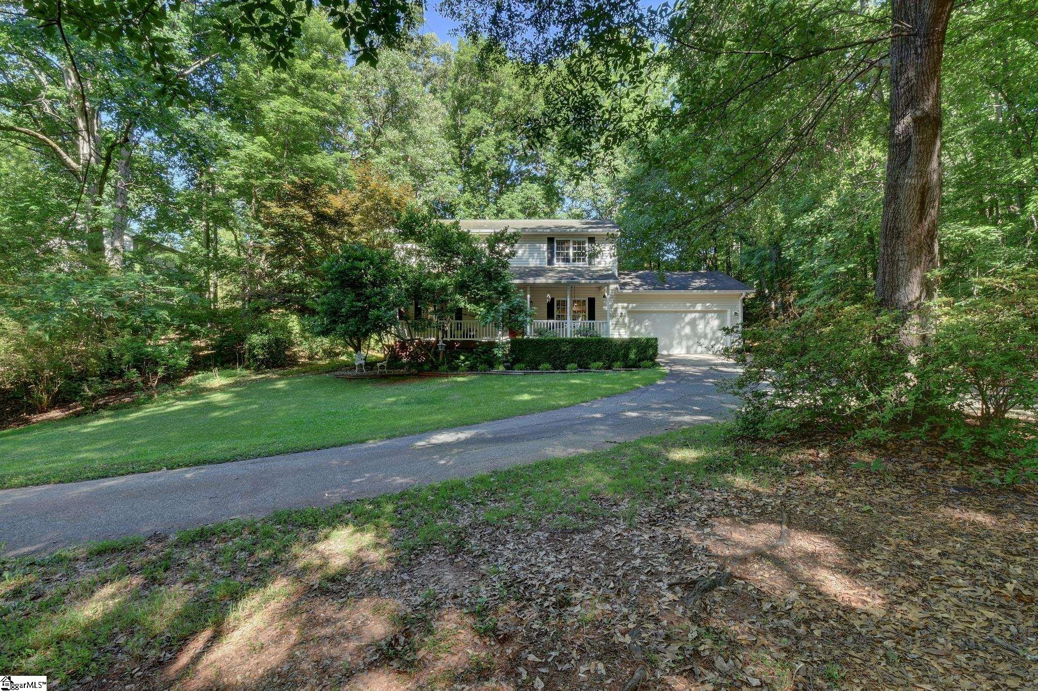 2011 Ridgeview Lane