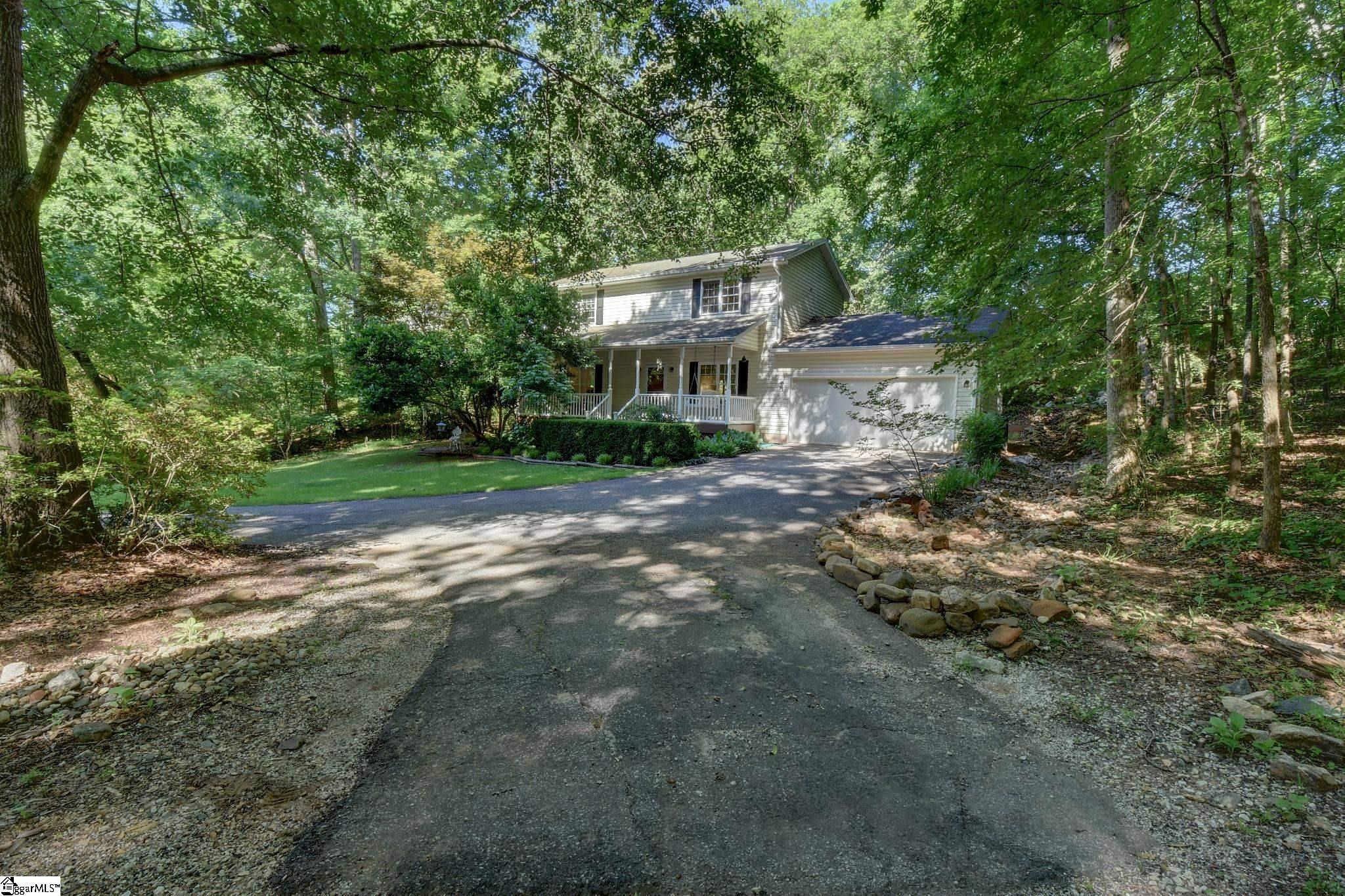 2011 Ridgeview Lane