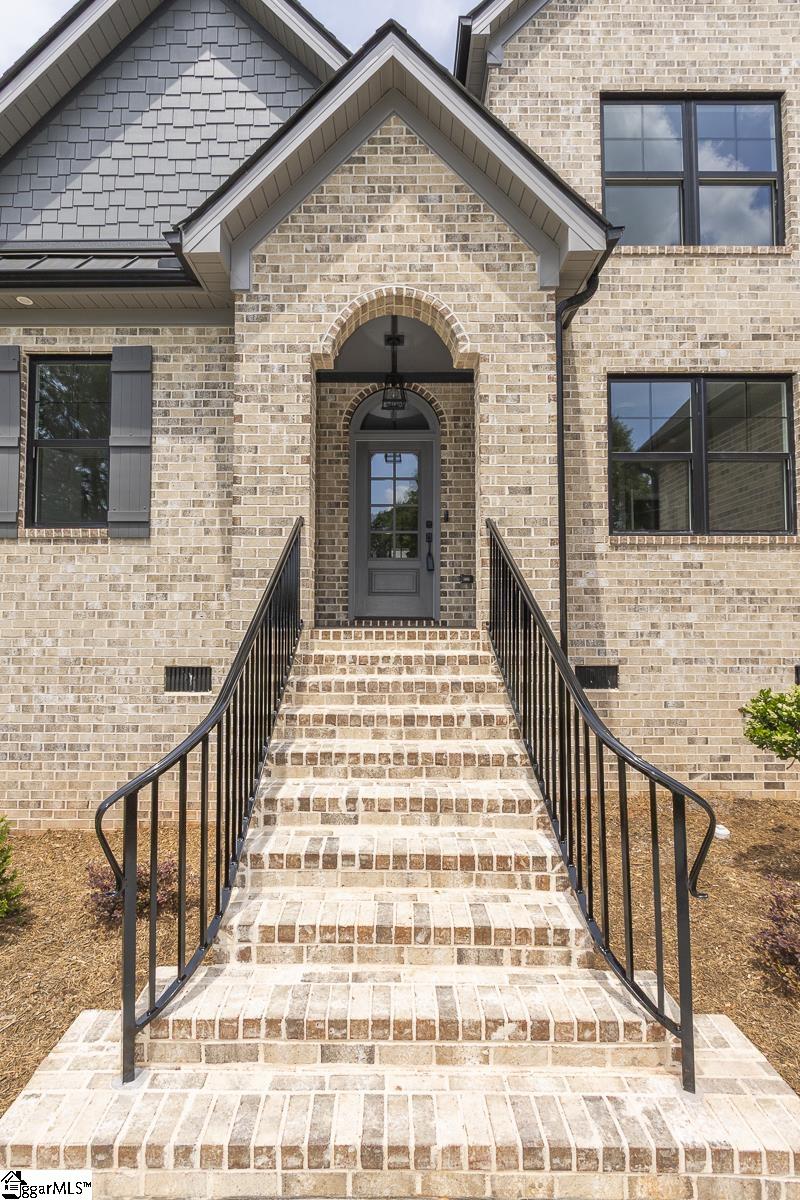 221 Graylyn Drive
