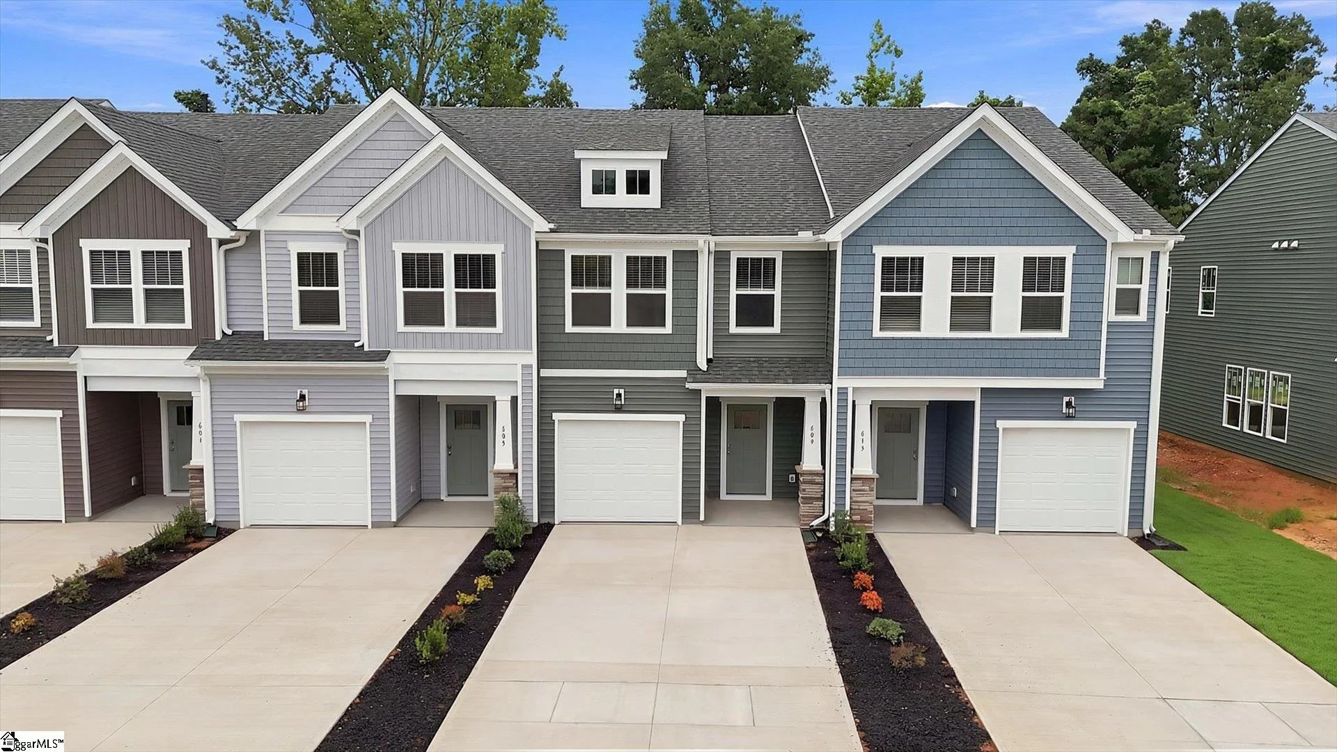 609 E Norvell Court