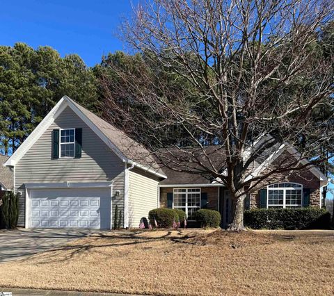 Photo of 10 Hanging Moss Lane, Greenville, SC 29615 (MLS # 1586112)