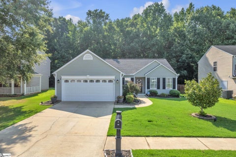 Photo of 612 Westbury Way, Simpsonville, SC 29680 (MLS # 1599398)