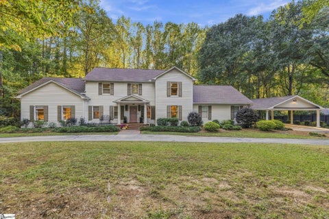 Photo of 10 Four Mile Branch Lane, Spartanburg, SC 29302 (MLS # 1607830)