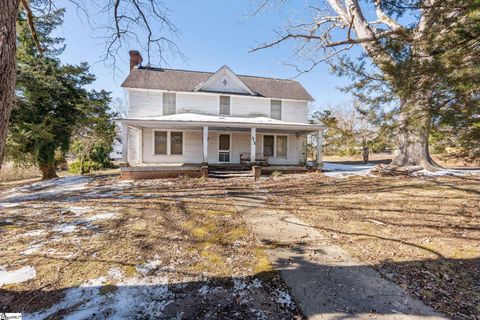 312 S Catherine Street Pickens SC 29671