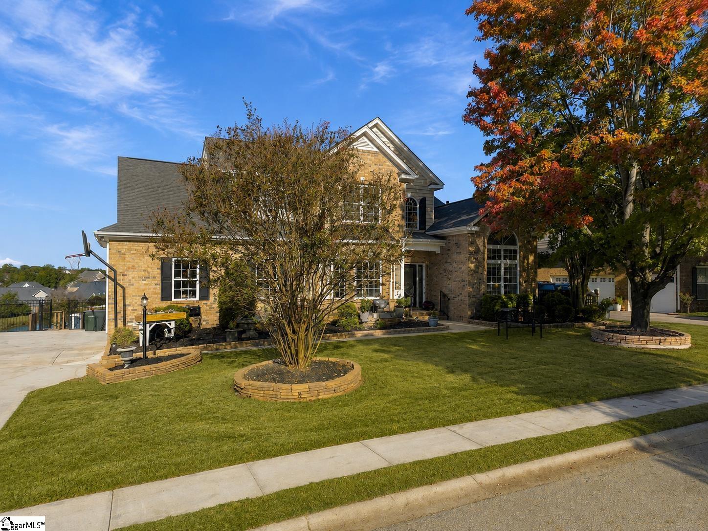 Real Estate Search 1 206 Traymore Way