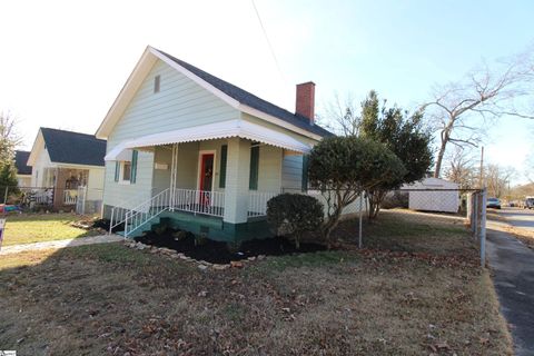 Photo of 426 Gentry Street, Spartanburg, SC 29303 (MLS # 1578300)