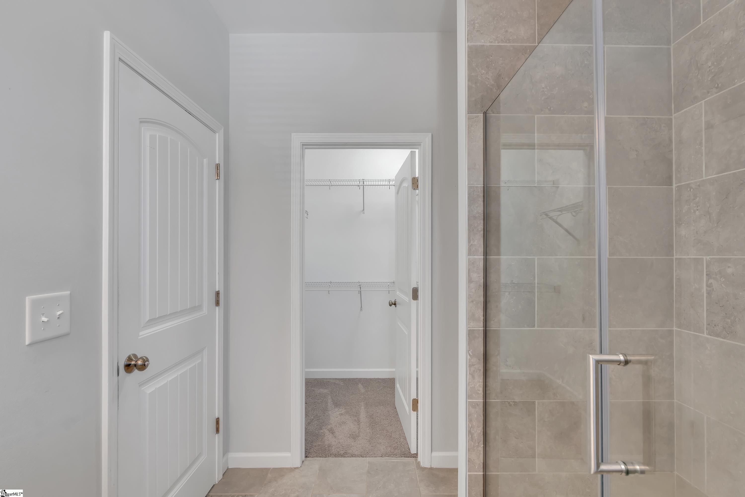 Greenville, South Carolina 29609, United States, 3 Bedrooms Bedrooms, ,3 BathroomsBathrooms,Residential,Pending,119541