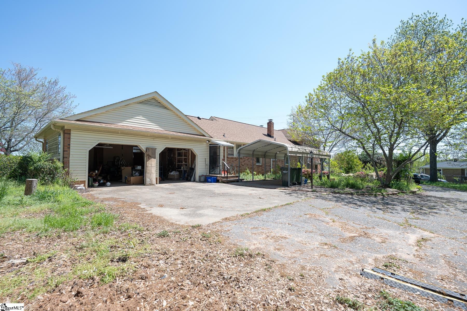 Easley, South Carolina 29642, United States, 3 Bedrooms Bedrooms, ,2 BathroomsBathrooms,Residential,Contingent,116162