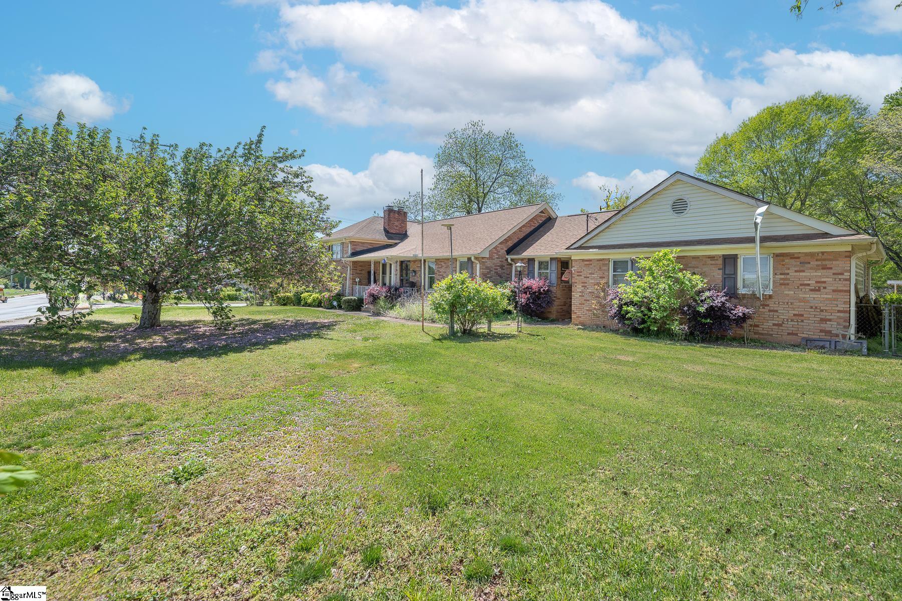 Easley, South Carolina 29642, United States, 3 Bedrooms Bedrooms, ,2 BathroomsBathrooms,Residential,Contingent,116162