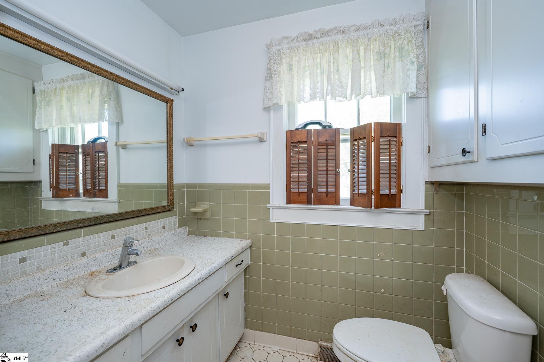 Easley, South Carolina 29642, United States, 3 Bedrooms Bedrooms, ,2 BathroomsBathrooms,Residential,Contingent,116162