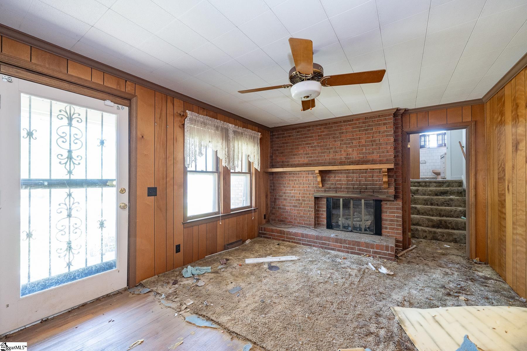 Easley, South Carolina 29642, United States, 3 Bedrooms Bedrooms, ,2 BathroomsBathrooms,Residential,Contingent,116162