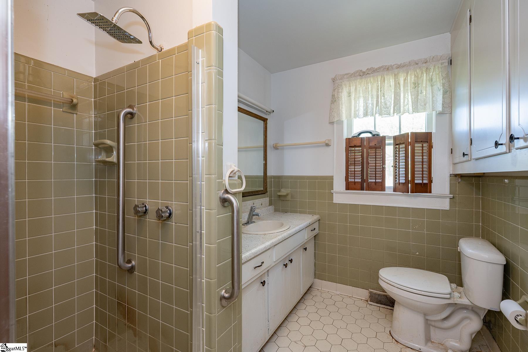 Easley, South Carolina 29642, United States, 3 Bedrooms Bedrooms, ,2 BathroomsBathrooms,Residential,Contingent,116162