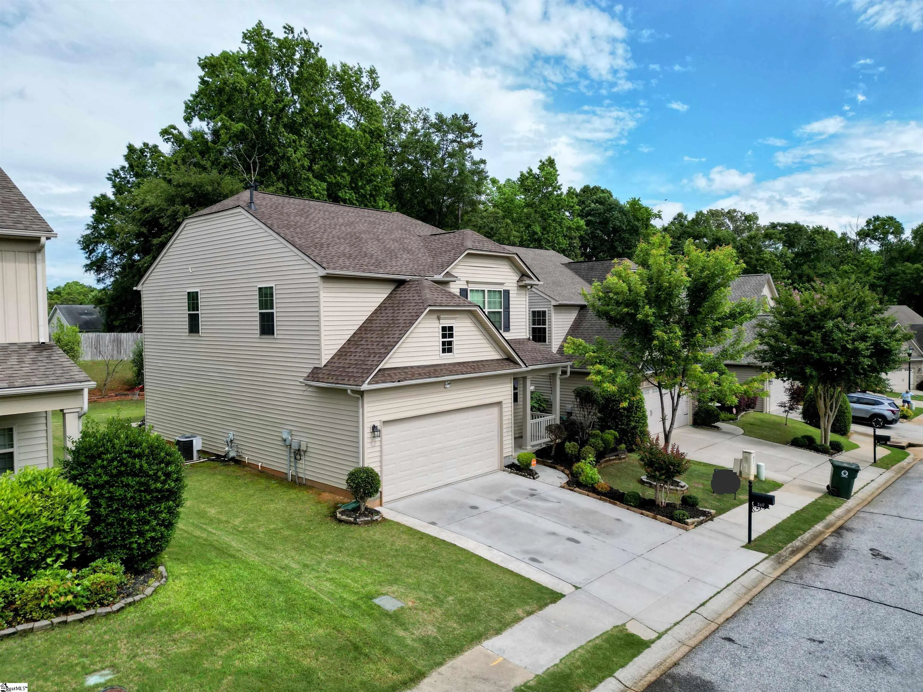 207 Penrith Court