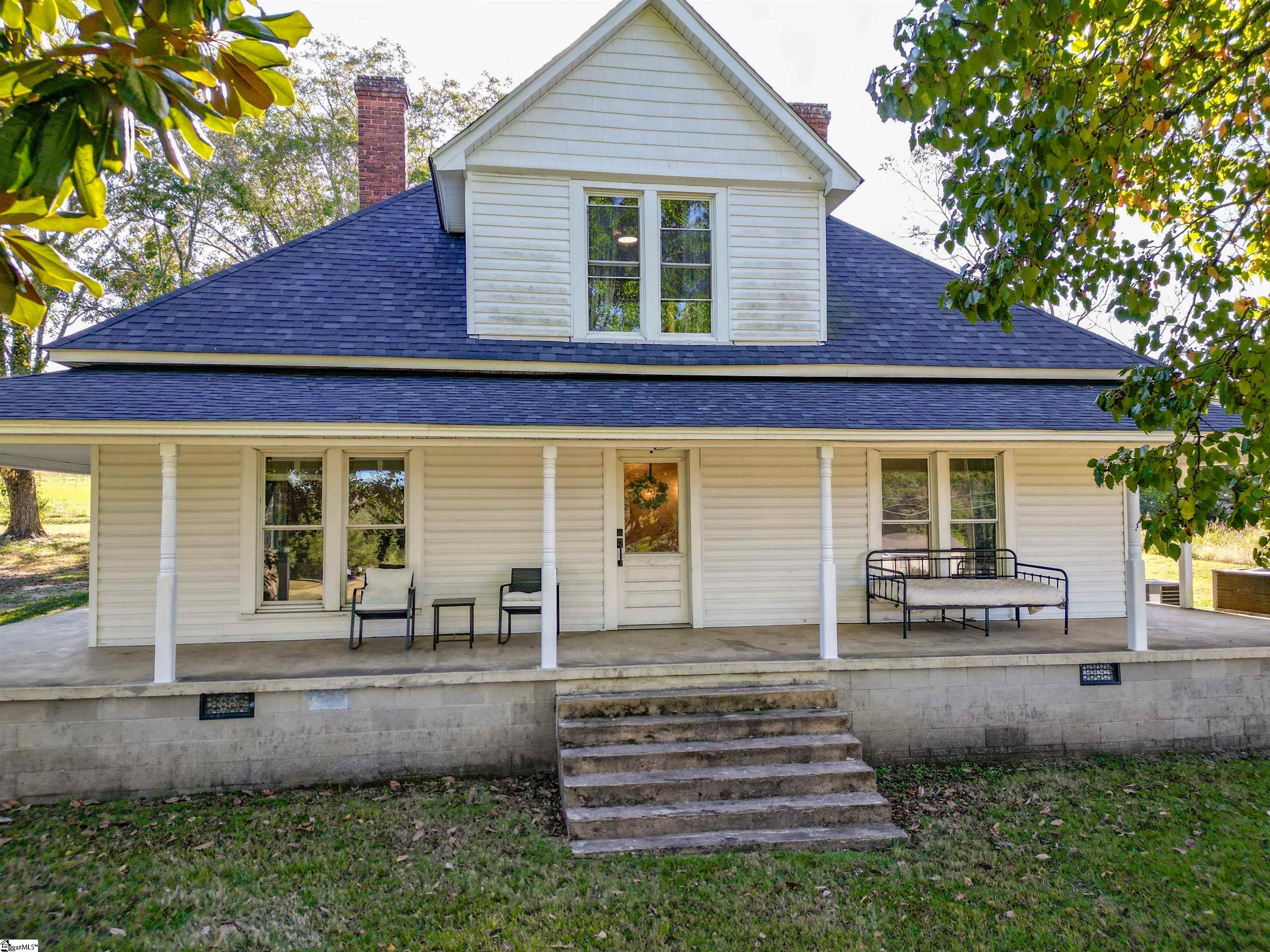 6025 Mountain View Road