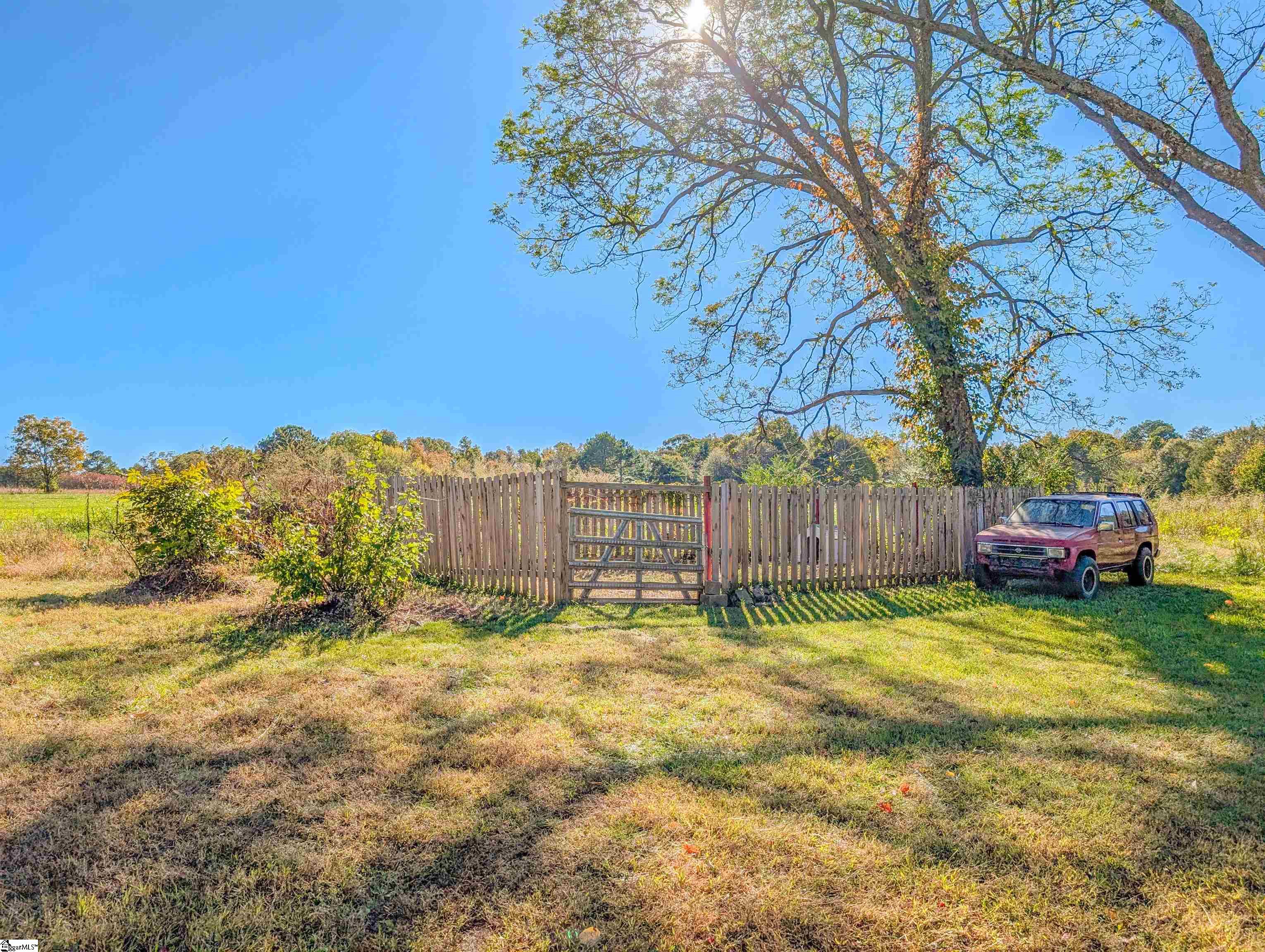 Taylors, South Carolina 29687, United States, 4 Bedrooms Bedrooms, ,2 BathroomsBathrooms,Residential,Active,235635