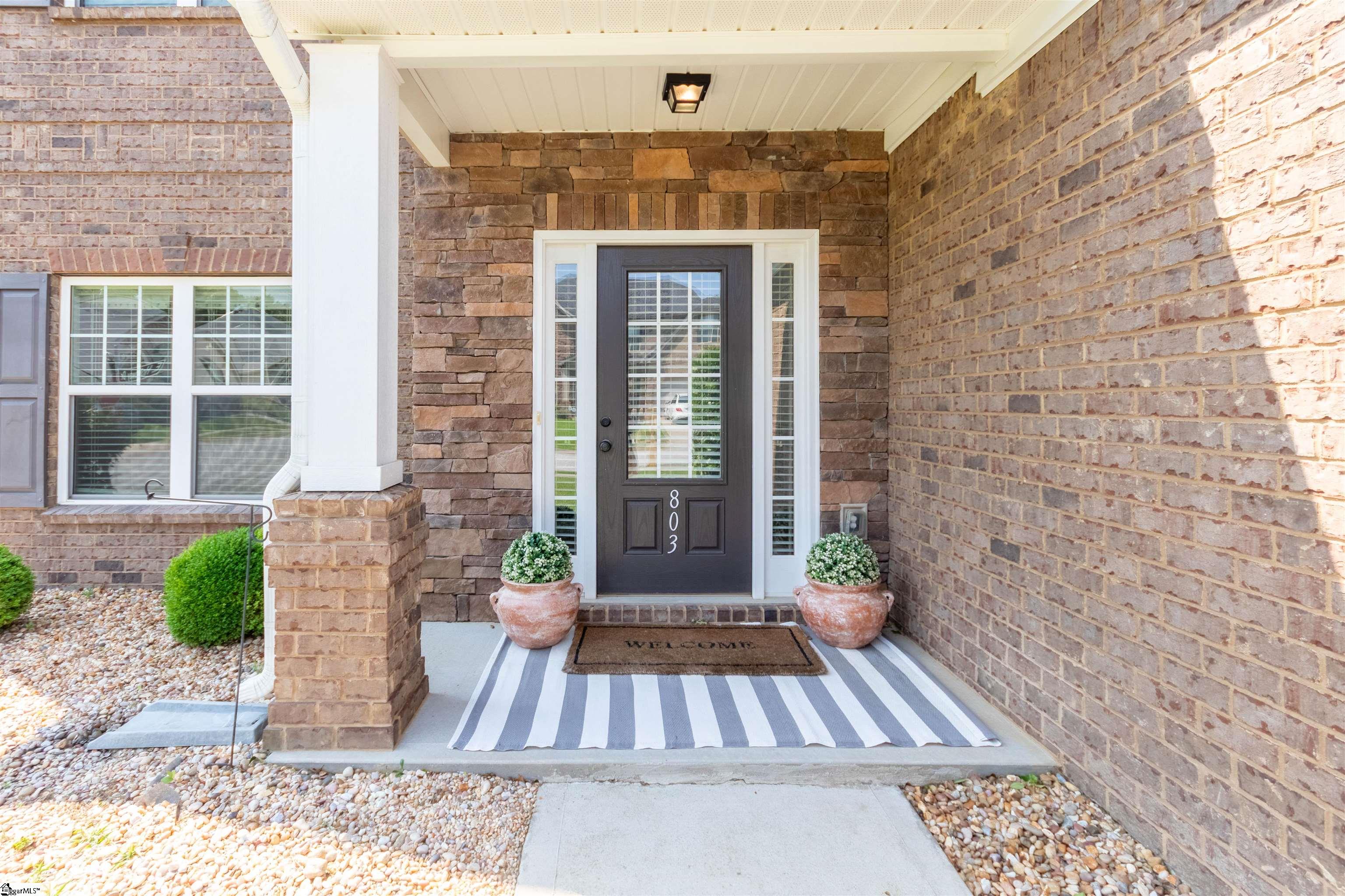 803 E Holloway Drive