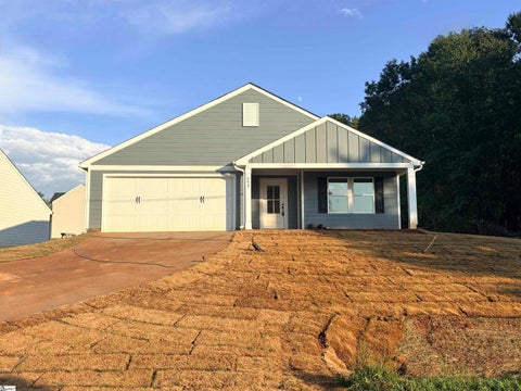 Photo of 603 S Mountainview Road Lot 1 #Lot 1, Greer, SC 29651 (MLS # 1588607)