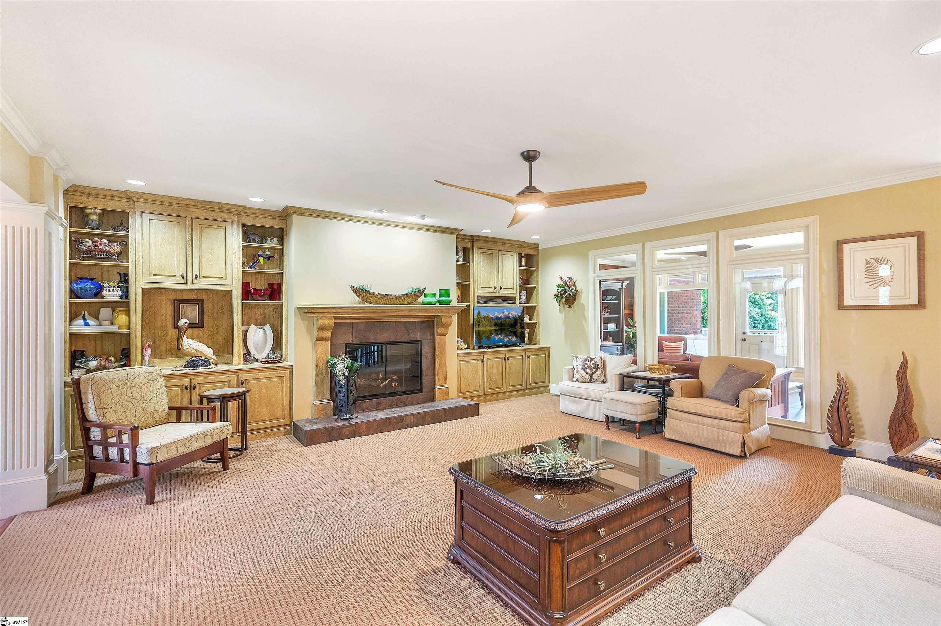 1002 Thornehill Drive