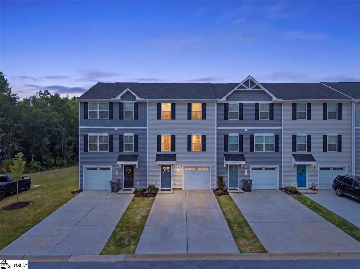 226 Maple Forge Trail