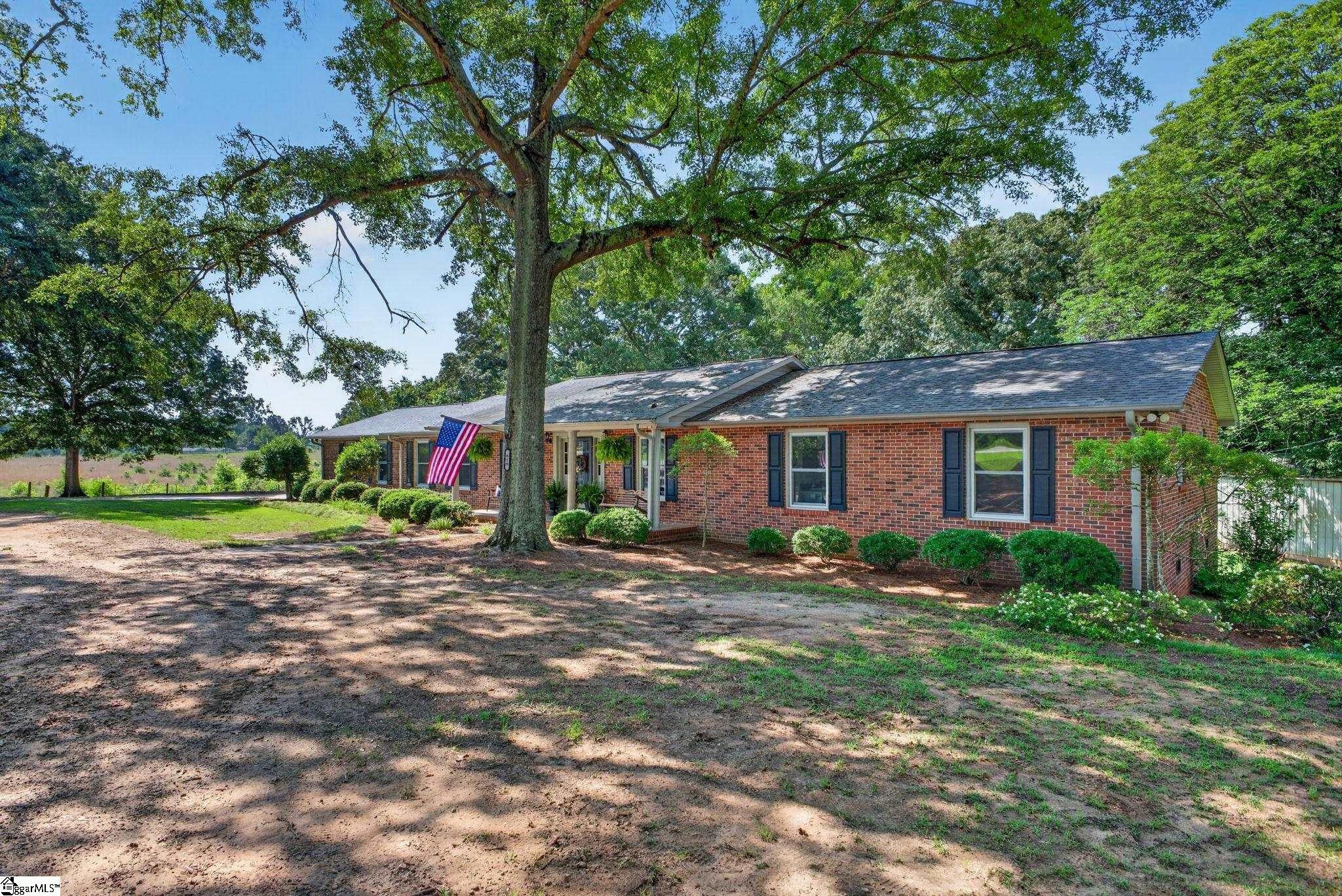 618 Racetrack Road