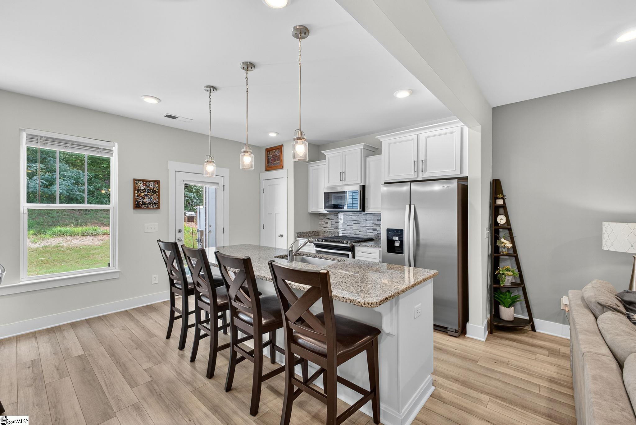 Greenville, South Carolina 29609, United States, 3 Bedrooms Bedrooms, ,3 BathroomsBathrooms,Residential,Active,193088