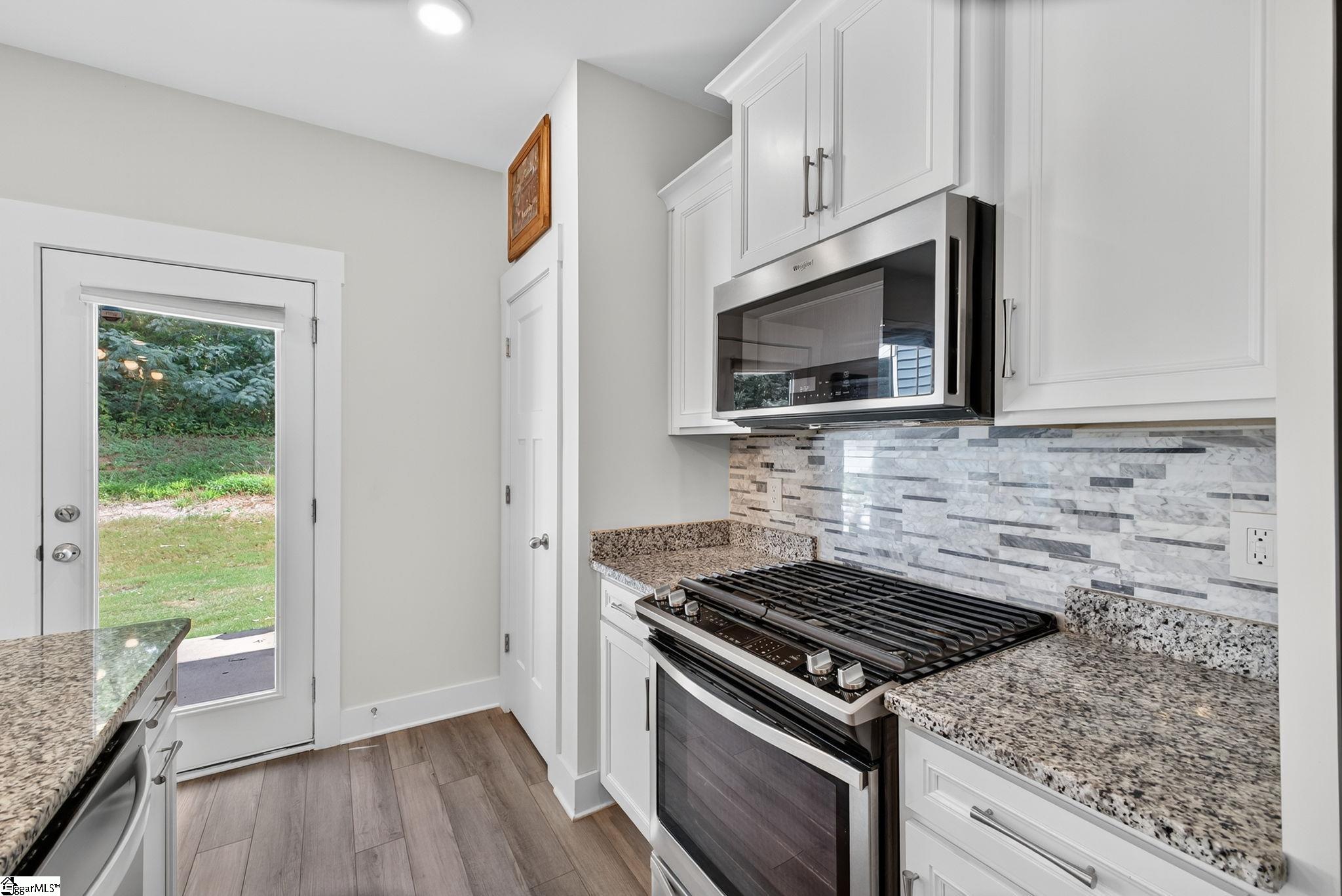 Greenville, South Carolina 29609, United States, 3 Bedrooms Bedrooms, ,3 BathroomsBathrooms,Residential,Active,193088