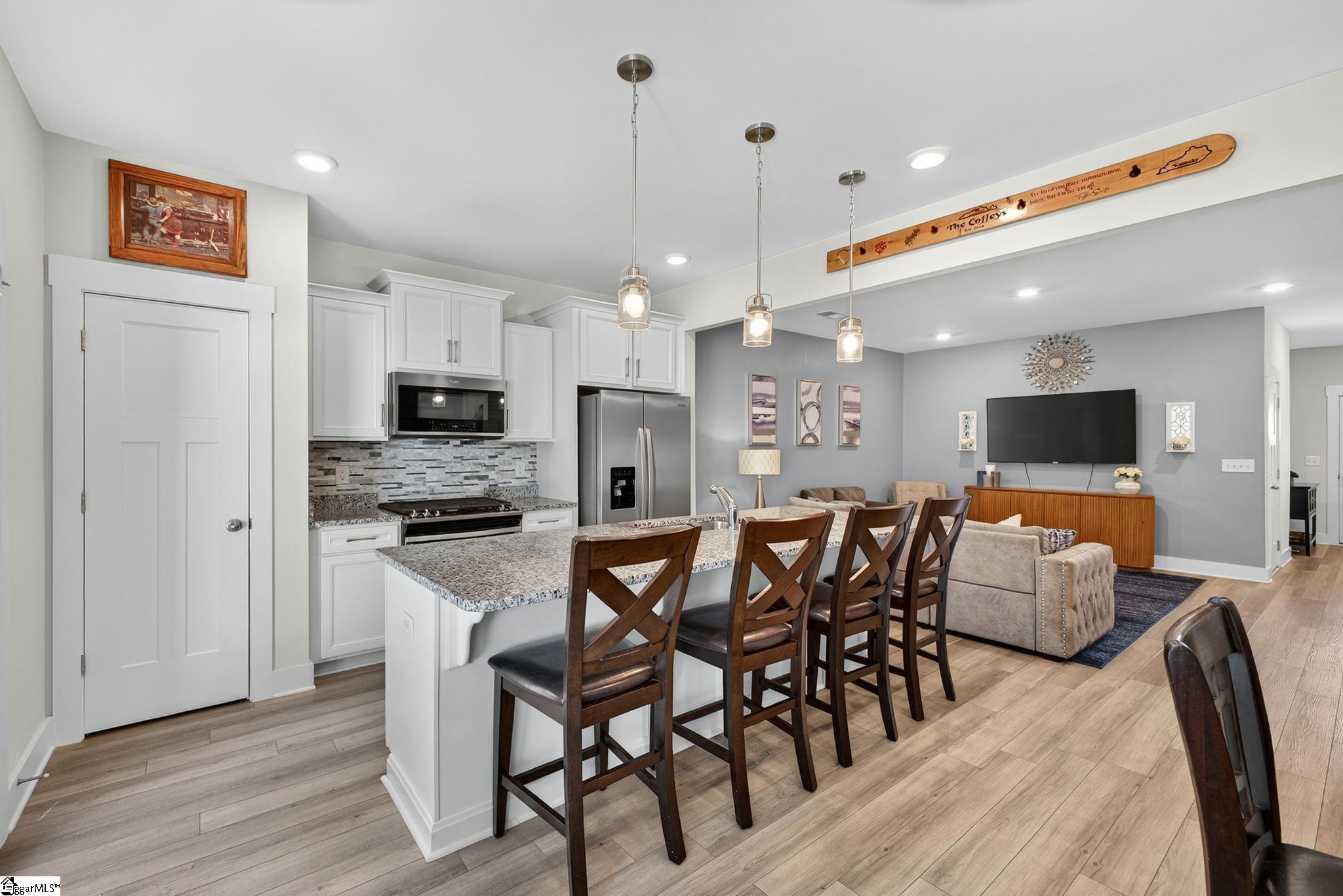 Greenville, South Carolina 29609, United States, 3 Bedrooms Bedrooms, ,3 BathroomsBathrooms,Residential,Active,193088