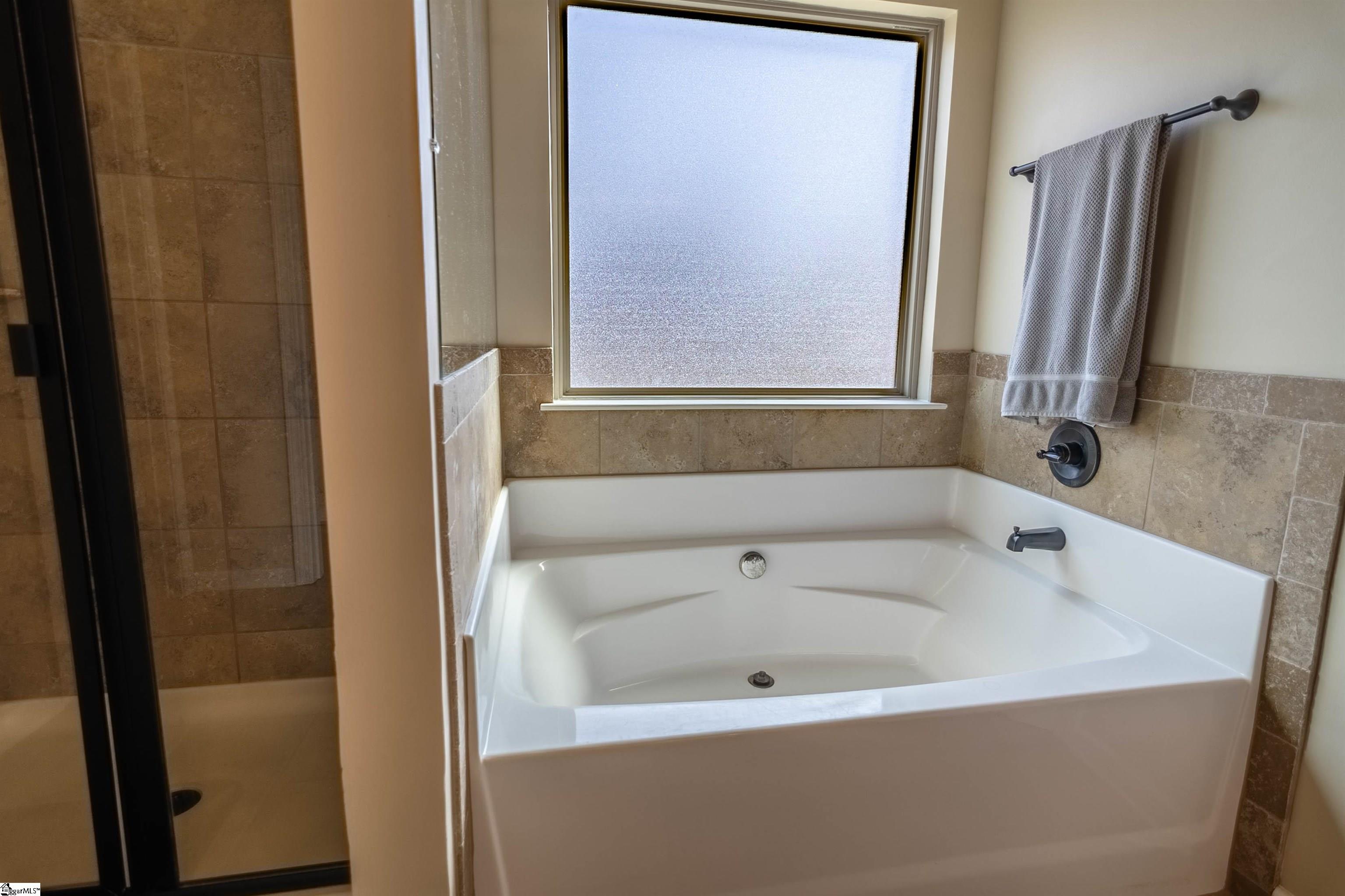 Greenville, South Carolina 29611, United States, 3 Bedrooms Bedrooms, ,3 BathroomsBathrooms,Residential,Active,79562