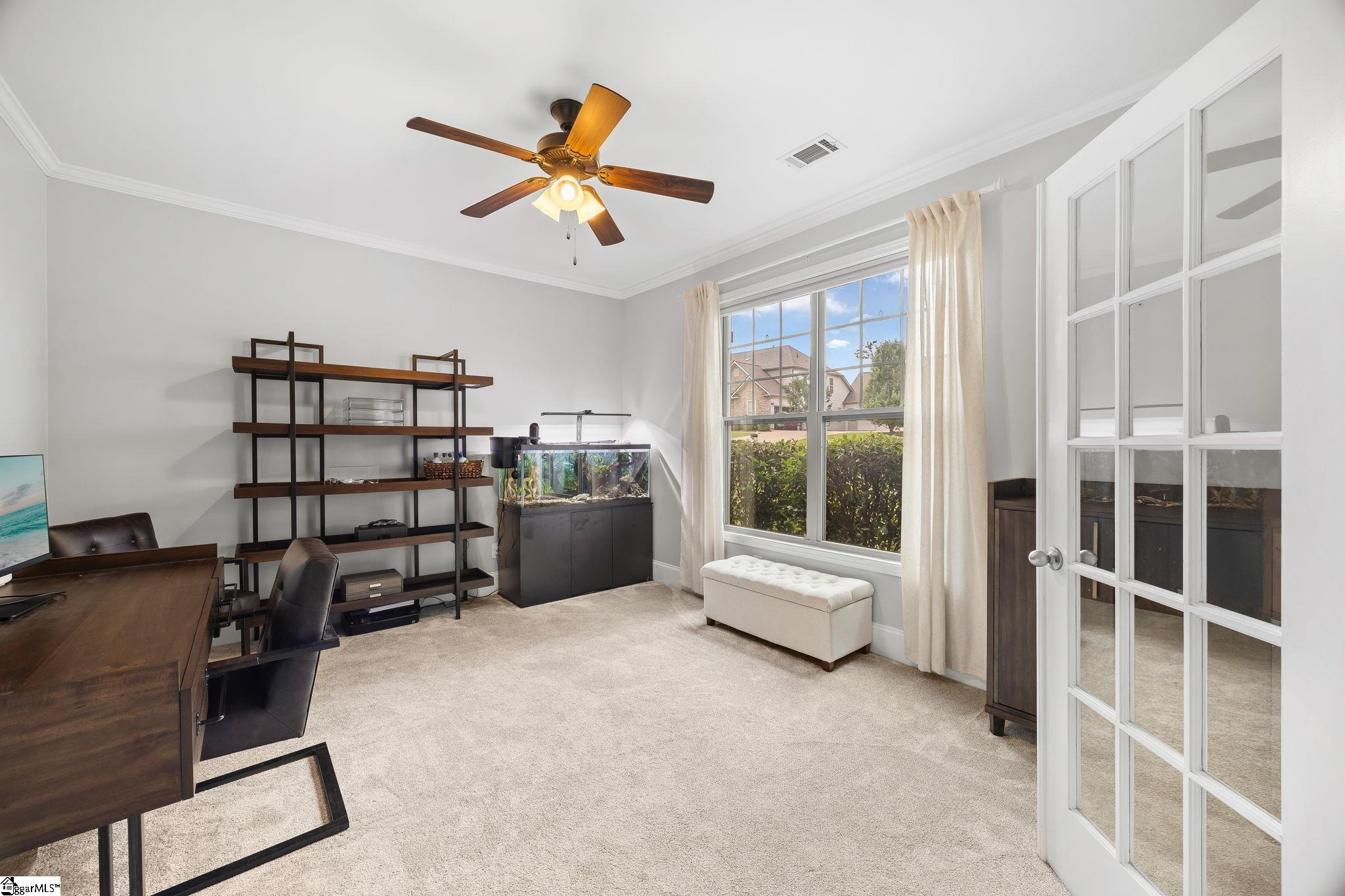 120 Sapphire Pointe Drive