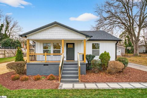 Photo of 101 Ledbetter Street, Greenville, SC 29611 (MLS # 1585508)