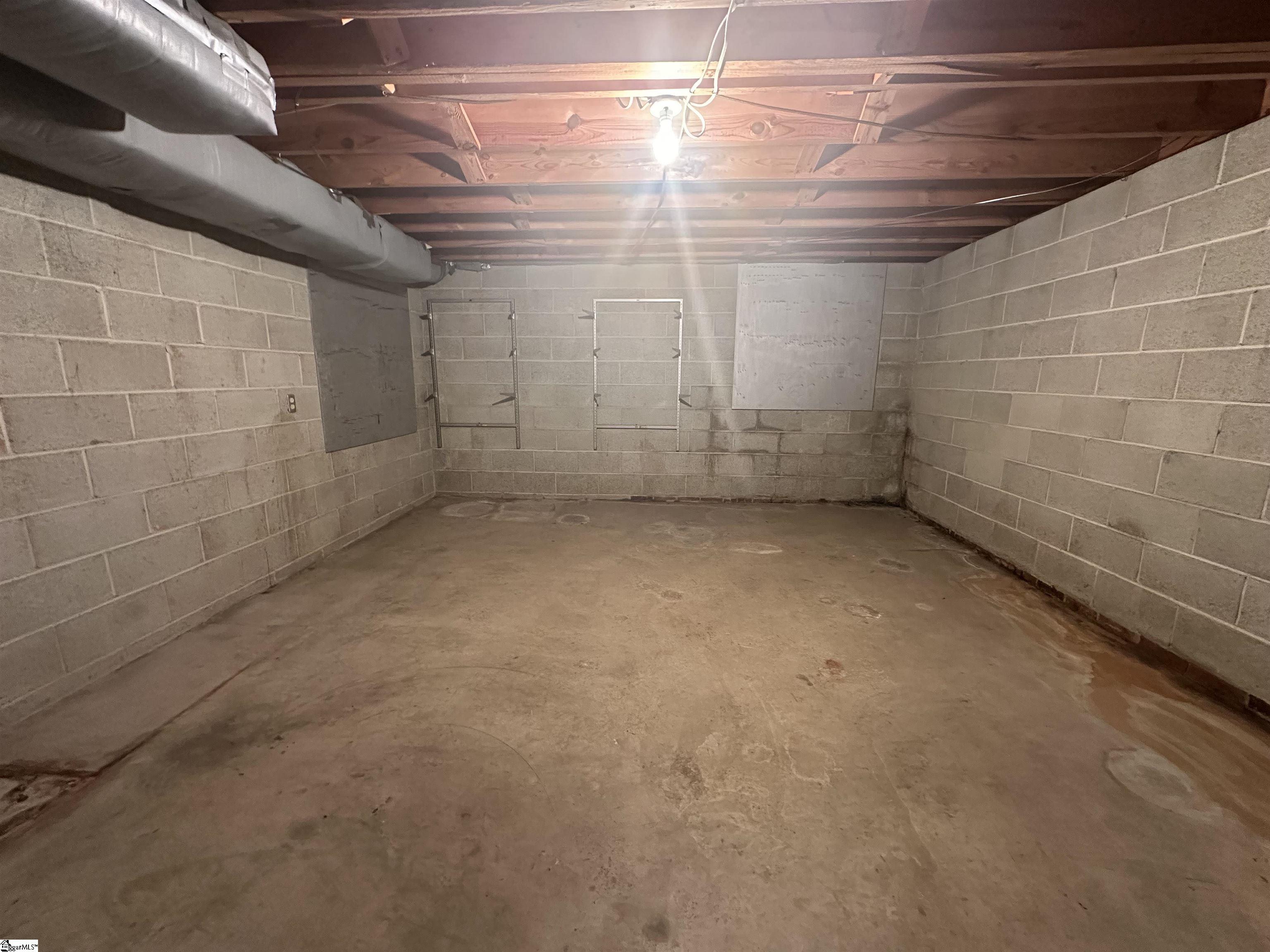 Greenville, South Carolina 29615, United States, 3 Bedrooms Bedrooms, ,3 BathroomsBathrooms,Residential,Contingent,134208