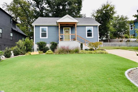 Photo of 213/215 S Calhoun Street, Greenville, SC 29601 (MLS # 1573227) Photo of 213/215 S Calhoun Street, Greenville, SC 29601 (MLS # 1573227)