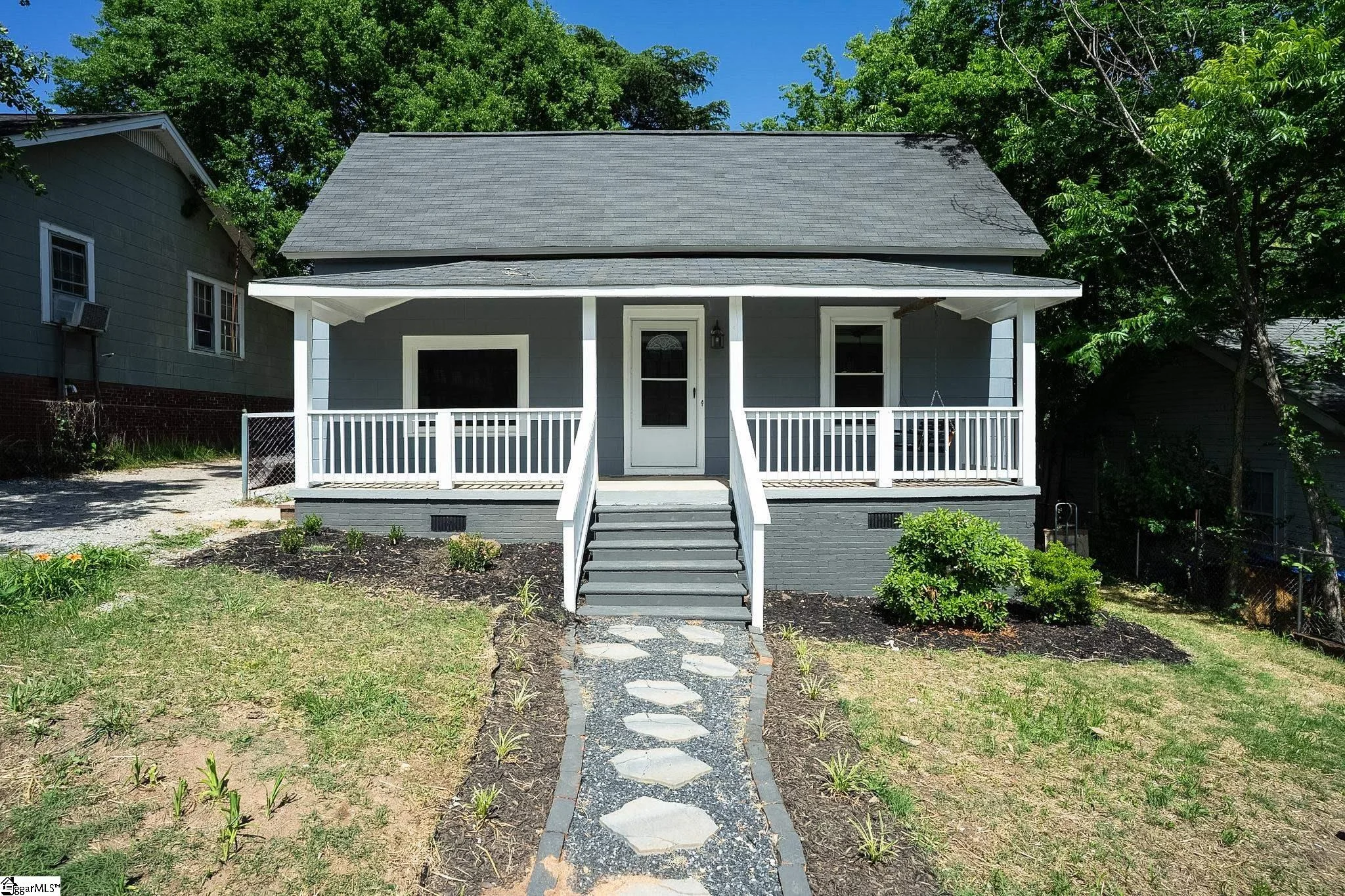 16 Pettee Street