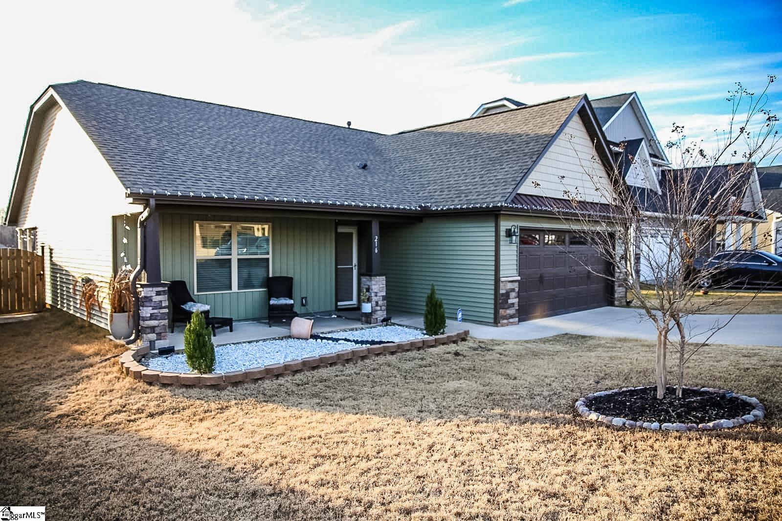 216 Freehold Way