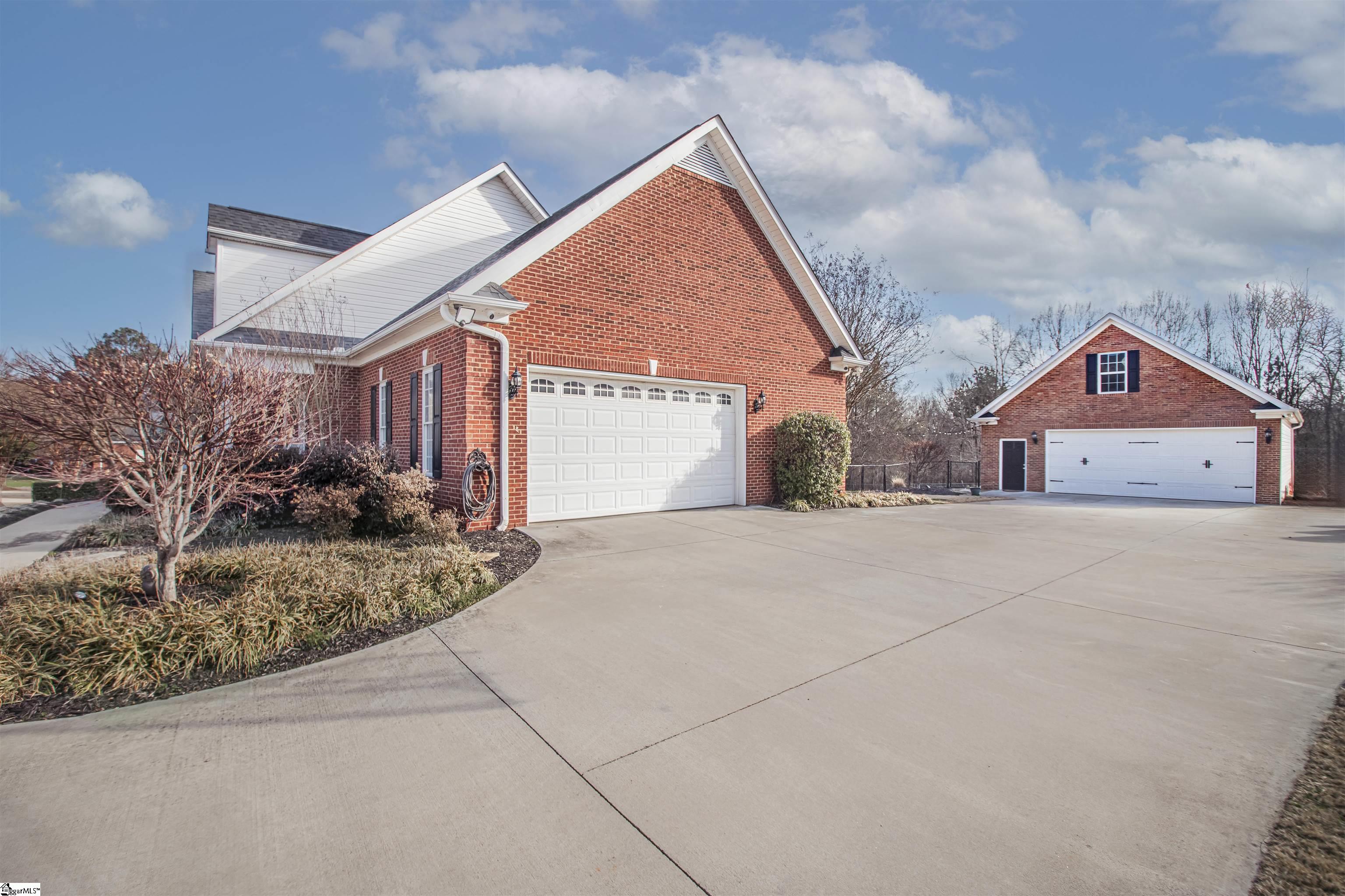 111 Hunting Meadow