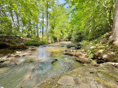 Photo of 164 Creekside Drive, Pickens, SC 29671 (MLS # 1590662)