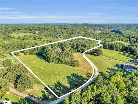 54 Stone Cottage Lane Landrum SC 29356