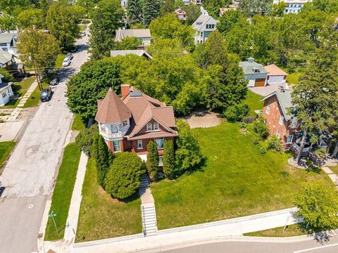 Tiny photo for 1801 E 4th St, Duluth, MN 55812 (MLS # 6122154)