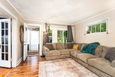 Tiny photo for 6022 Raleigh St, Duluth, MN 55807 (MLS # 6122083)