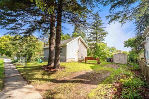 Tiny photo for 6022 Raleigh St, Duluth, MN 55807 (MLS # 6122083)