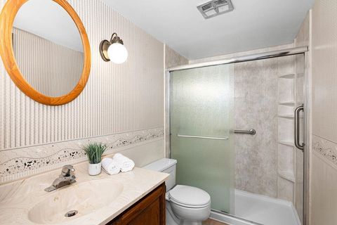 Tiny photo for 311 W Rainbow St, Duluth, MN 55811 (MLS # 6122137)