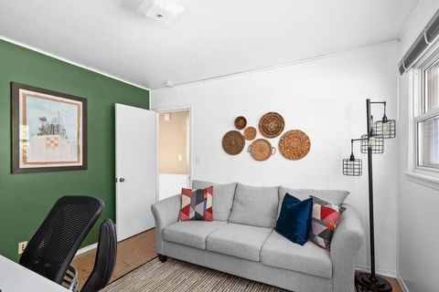 Tiny photo for 323 Plum St, Duluth, MN 55811 (MLS # 6122085)