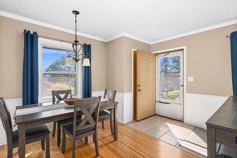 Tiny photo for 323 Plum St, Duluth, MN 55811 (MLS # 6122085)