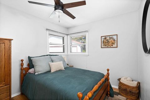 Tiny photo for 323 Plum St, Duluth, MN 55811 (MLS # 6122085)