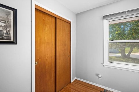 Tiny photo for 323 Plum St, Duluth, MN 55811 (MLS # 6122085)