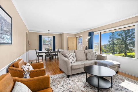 Tiny photo for 323 Plum St, Duluth, MN 55811 (MLS # 6122085)