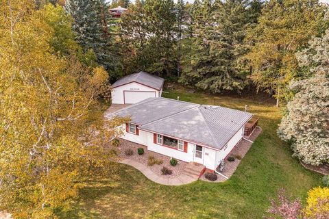Tiny photo for 323 Plum St, Duluth, MN 55811 (MLS # 6122085)