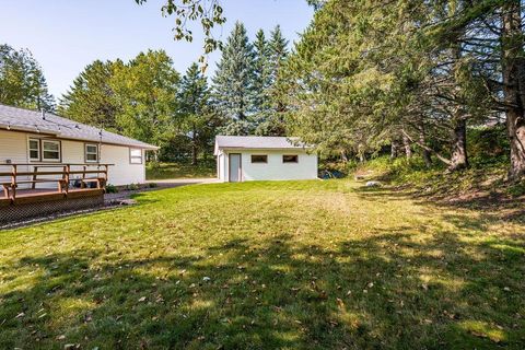Tiny photo for 323 Plum St, Duluth, MN 55811 (MLS # 6122085)