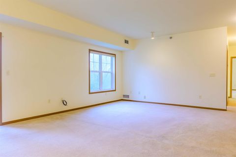 Tiny photo for 4042 Haines Rd #109, Duluth, MN 55811 (MLS # 6122039)
